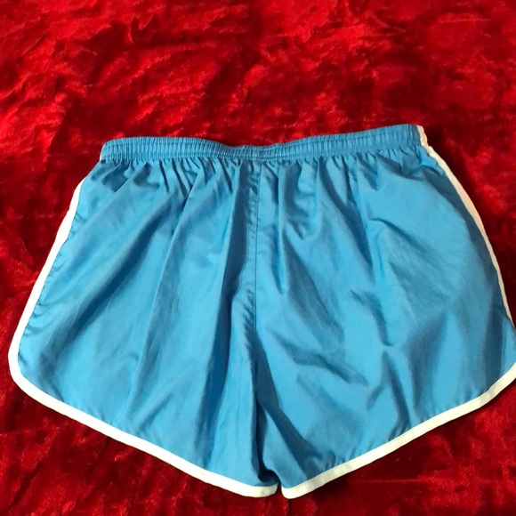 Nike Shorts - Picture 4 of 6